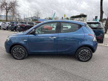 LANCIA CERTIFIED Lancia Ypsilon 1.0 Firefly 70cv Hybrid Platino Usata - City Car Ibrido Blu - Roma - 2430610_4