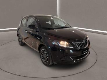 LANCIA CERTIFIED Lancia Ypsilon 3aª Serie - 1.0 Firefly 5 Porte S And S Hybrid Pla Usata - City Car Ibrido Nero - Melilli - 2431785_3