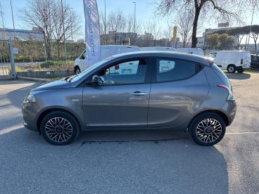 LANCIA CERTIFIED Lancia Ypsilon 1.0 Firefly 70cv Hybrid Platino Usata - City Car Ibrido Grigio - Roma - 2432678_4
