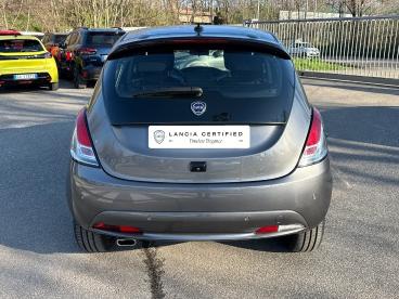 LANCIA CERTIFIED Lancia Ypsilon 1.0 Firefly 70cv Hybrid Platino Usata - City Car Ibrido Grigio - Roma - 2432678_5