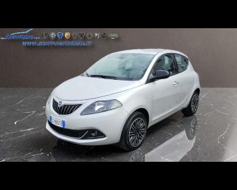 LANCIA CERTIFIED Lancia Ypsilon 3&ordf; Serie 1.0 Firefly 5 Porte S And S Hybrid Ecochi Usata - City Car Ibrido Argento - Sassuolo - 2432868_1