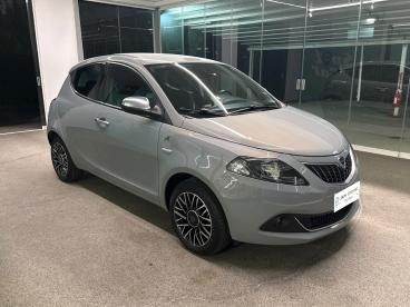 SPOTICAR Lancia Ypsilon 1.0 Firefly 70cv Hybrid Alberta Ferretti Usata - City Car Ibrido Grigio - Napoli - 1202432957_3