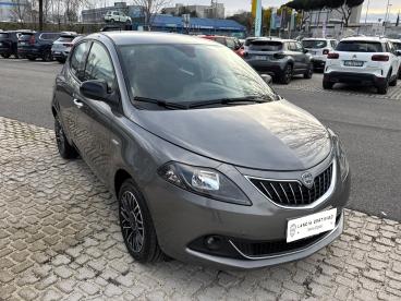 LANCIA CERTIFIED Lancia Ypsilon 1.0 Firefly 70cv Hybrid Platino Usata - City Car Ibrido Grigio - Roma - 2433098_3