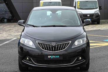 LANCIA CERTIFIED Lancia Ypsilon 1.0 Firefly Hybrid Gold Usata - City Car Ibrido Nero - Carmagnola - 2433662_2