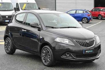 LANCIA CERTIFIED Lancia Ypsilon 1.0 Firefly Hybrid Gold Usata - City Car Ibrido Nero - Carmagnola - 2433662_3