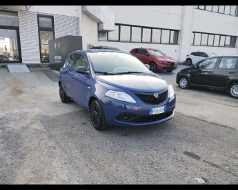 LANCIA CERTIFIED Lancia Ypsilon 3&ordf; Serie 1.2 69 Cv 5 Porte S And S Elefantino Blu Usata - City Car  Blu - Sassuolo - 2434359_2
