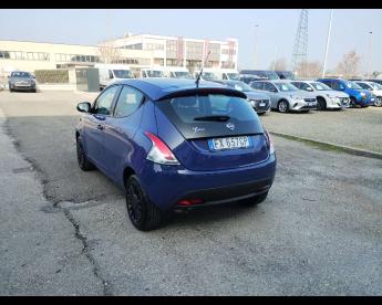 LANCIA CERTIFIED Lancia Ypsilon 3&ordf; Serie 1.2 69 Cv 5 Porte S And S Elefantino Blu Usata - City Car  Blu - Sassuolo - 2434359_4