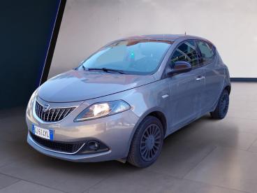 LANCIA CERTIFIED Lancia Ypsilon 1.2 69cv Gpl Silver Usata - City Car  Grigio - Fisciano - 2434809_1