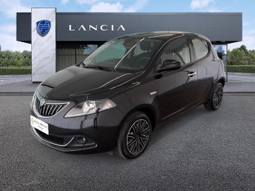 SPOTICAR Lancia Ypsilon 1.0 Firefly 70cv S&s Hybrid Gold Gpl Aftermark Usata - City Car Ibrido Nero - Napoli - 1202434837_1