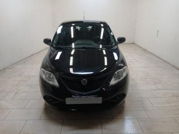 LANCIA CERTIFIED Lancia Ypsilon 1.2 Elefantino Blu Ecochic Gpl 69cv My19 Usata - City Car  Nero - Cuneo - 2436820_2