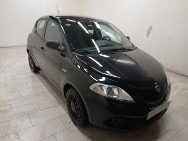 LANCIA CERTIFIED Lancia Ypsilon 1.2 Elefantino Blu Ecochic Gpl 69cv My19 Usata - City Car  Nero - Cuneo - 2436820_3