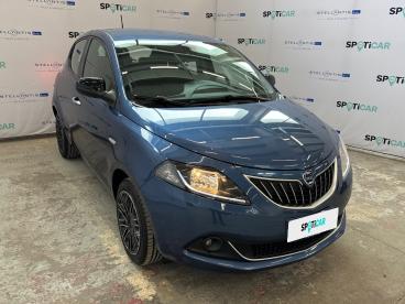 LANCIA CERTIFIED Lancia Ypsilon 1.0 Firefly 70cv Hybrid Gold Usata - City Car Ibrido Blu - Roma - 2437512_3