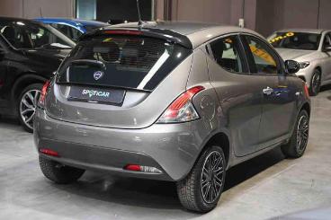 LANCIA CERTIFIED Lancia Ypsilon 1.0 Firefly 5 Porte S And S Hybrid Oro Usata - City Car Ibrido Grigio - Carmagnola - 2437644_5