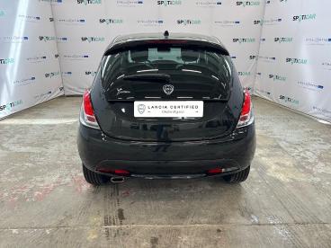 LANCIA CERTIFIED Lancia Ypsilon 1.0 Firefly 70cv S&s Hybrid Gold Plus Usata - City Car Ibrido Nero - Roma - 2437897_5