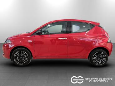 LANCIA CERTIFIED Lancia Ypsilon Iii 2021 1.2 Gold Gpl 69cv Usata - City Car  Rosso - Bologna - 2438022_2