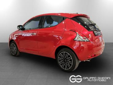 LANCIA CERTIFIED Lancia Ypsilon Iii 2021 1.2 Gold Gpl 69cv Usata - City Car  Rosso - Bologna - 2438022_3