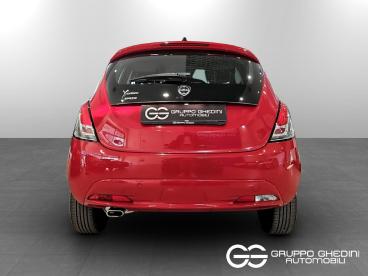LANCIA CERTIFIED Lancia Ypsilon Iii 2021 1.2 Gold Gpl 69cv Usata - City Car  Rosso - Bologna - 2438022_5
