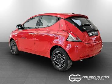 LANCIA CERTIFIED Lancia Ypsilon Iii 2015 1.0 Firefly Hybrid Gold S And S 70cv Usata - City Car Ibrido Rosso - Bologna - 2438023_3