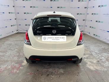 LANCIA CERTIFIED Lancia Ypsilon 1.0 70cv Firefly Hybrid S&s Silver Usata - City Car Ibrido Bianco - Roma - 2438411_5