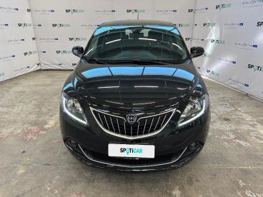 LANCIA CERTIFIED Lancia Ypsilon 1.0 Firefly 70cv S&s Hybrid Gold Usata - City Car Ibrido Nero - Roma - 2438415_2