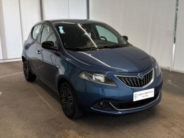 SPOTICAR Lancia Ypsilon 1.0 Firefly 70cv S&s Hybrid Gold Usata - City Car Ibrido Blu - Napoli - 1202440961_3