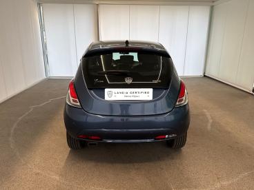 SPOTICAR Lancia Ypsilon 1.0 Firefly 70cv S&s Hybrid Gold Usata - City Car Ibrido Blu - Napoli - 1202440961_5