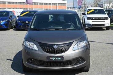 LANCIA CERTIFIED Lancia Ypsilon 1.0 Firefly S And S Hybrid Silver Usata - City Car Ibrido Grigio - Carmagnola - 2441316_2