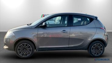 LANCIA CERTIFIED Lancia Ypsilon Iii 2021 1.0 Firefly Hybrid Silver S And S 70cv Usata - City Car Ibrido Grigio - Torino - 2448354_2