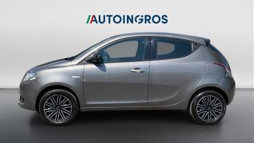 LANCIA CERTIFIED Lancia Ypsilon Iii 2021 1.0 Firefly Hybrid Silver S And S 70cv Usata - City Car Ibrido Grigio - Torino - 2448369_2