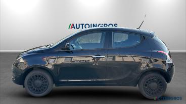 LANCIA CERTIFIED Lancia Ypsilon Iii 2021 1.0 Firefly Hybrid Silver S And S 70cv Usata - City Car Ibrido Nero - Torino - 2448381_2