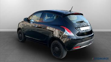LANCIA CERTIFIED Lancia Ypsilon Iii 2021 1.0 Firefly Hybrid Silver S And S 70cv Usata - City Car Ibrido Nero - Torino - 2448381_3