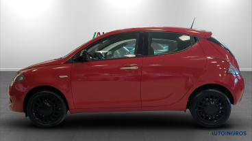 LANCIA CERTIFIED Lancia Ypsilon Iii 2021 1.0 Firefly Hybrid Silver S And S 70cv Usata - City Car Ibrido Rosso - Torino - 2448383_2