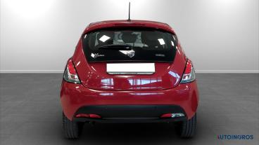 LANCIA CERTIFIED Lancia Ypsilon Iii 2021 1.0 Firefly Hybrid Silver S And S 70cv Usata - City Car Ibrido Rosso - Torino - 2448383_4