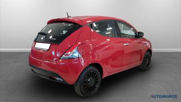LANCIA CERTIFIED Lancia Ypsilon Iii 2021 1.0 Firefly Hybrid Silver S And S 70cv Usata - City Car Ibrido Rosso - Torino - 2448383_5