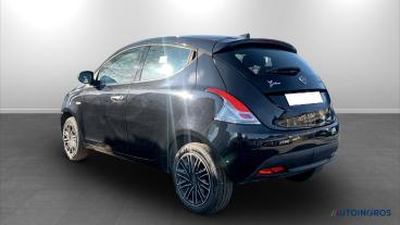 LANCIA CERTIFIED Lancia Ypsilon Iii 2021 1.0 Firefly Hybrid Silver S And S 70cv Usata - City Car Ibrido Nero - Torino - 2448385_3