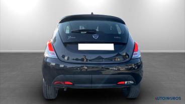 LANCIA CERTIFIED Lancia Ypsilon Iii 2021 1.0 Firefly Hybrid Silver S And S 70cv Usata - City Car Ibrido Nero - Torino - 2448385_4