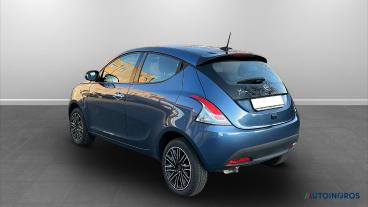 LANCIA CERTIFIED Lancia Ypsilon Iii 2021 1.2 Gold Gpl 69cv Usata - City Car  Blu - Torino - 2448390_3