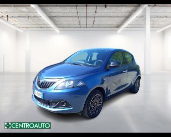 LANCIA CERTIFIED Lancia Ypsilon Iii 2021 1.0 Firefly Hybrid Gold S And S 70cv 5p.t Usata - City Car Ibrido Blu - Viterbo - 2451944_3
