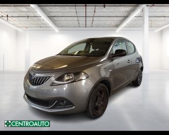 LANCIA CERTIFIED Lancia Ypsilon Iii 2021 1.0 Firefly Hybrid Gold S And S 70cv 5p.t Usata - City Car Ibrido Grigio - Viterbo - 2452949_3