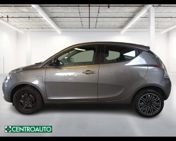 LANCIA CERTIFIED Lancia Ypsilon Iii 2021 1.0 Firefly Hybrid Gold S And S 70cv 5p.t Usata - City Car Ibrido Grigio - Viterbo - 2452949_4