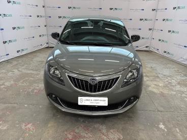 LANCIA CERTIFIED Lancia Ypsilon 1.0 Firefly 70cv S&s Hybrid Gold Plus Usata - City Car Ibrido Grigio - Roma - 2453009_2