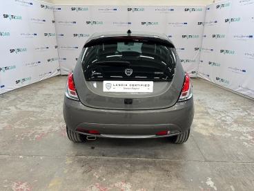 LANCIA CERTIFIED Lancia Ypsilon 1.0 Firefly 70cv S&s Hybrid Gold Plus Usata - City Car Ibrido Grigio - Roma - 2453009_5