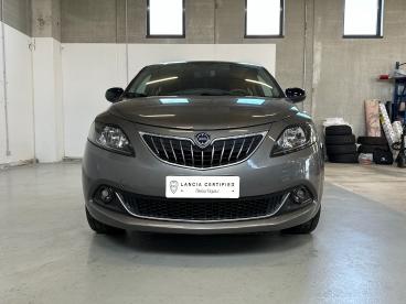 LANCIA CERTIFIED Lancia Ypsilon 1.0 Firefly 70cv Hybrid Gold Usata - City Car Ibrido Grigio - Milano - 2453010_2