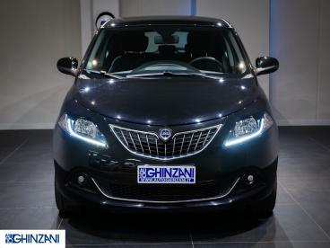 LANCIA CERTIFIED Lancia Ypsilon 1.0 Firefly 70cv Hybrid Gold - Prezzo Vero Usata - City Car Ibrido Nero - Calusco Dadda - 2455982_4