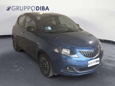 LANCIA CERTIFIED Lancia Ypsilon Iii 2021 1.0 Firefly Hybrid Platino S And S 70cv Usata - City Car Ibrido Blu - Rimini - 2456875_3