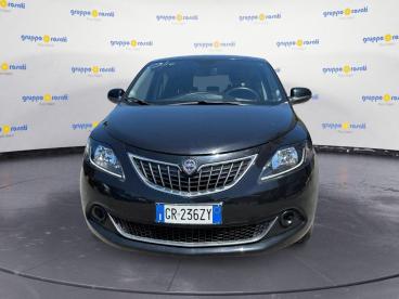 LANCIA CERTIFIED Lancia Ypsilon New 5 Porte My24 1.0 Firefly 70 Cvstart And Stop H Usata - City Car Ibrido Nero - Roma - 2456877_2