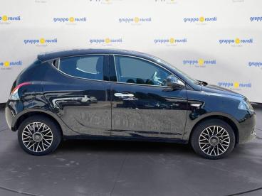 LANCIA CERTIFIED Lancia Ypsilon New 5 Porte My24 1.0 Firefly 70 Cvstart And Stop H Usata - City Car Ibrido Nero - Roma - 2456878_4
