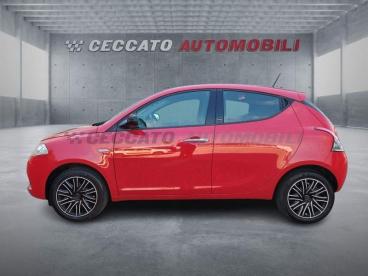 LANCIA CERTIFIED Lancia Ypsilon 1.0 Firefly Hybrid Gold S And S 70cv Usata - City Car Ibrido Rosso - Bassano Del Grappa - 2457367_2