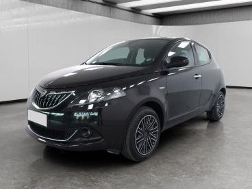 LANCIA CERTIFIED Lancia Ypsilon 1.0 Firefly Hybrid Gold S And S 70cv 5p.ti Usata - City Car Ibrido Nero - Cuneo - 2460033_2