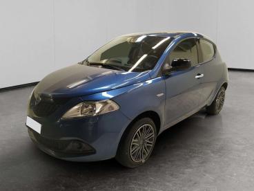 LANCIA CERTIFIED Lancia Ypsilon 1.0 Firefly Hybrid Oro S And S 70cv Usata - City Car Ibrido Blu - Cuneo - 2460041_2